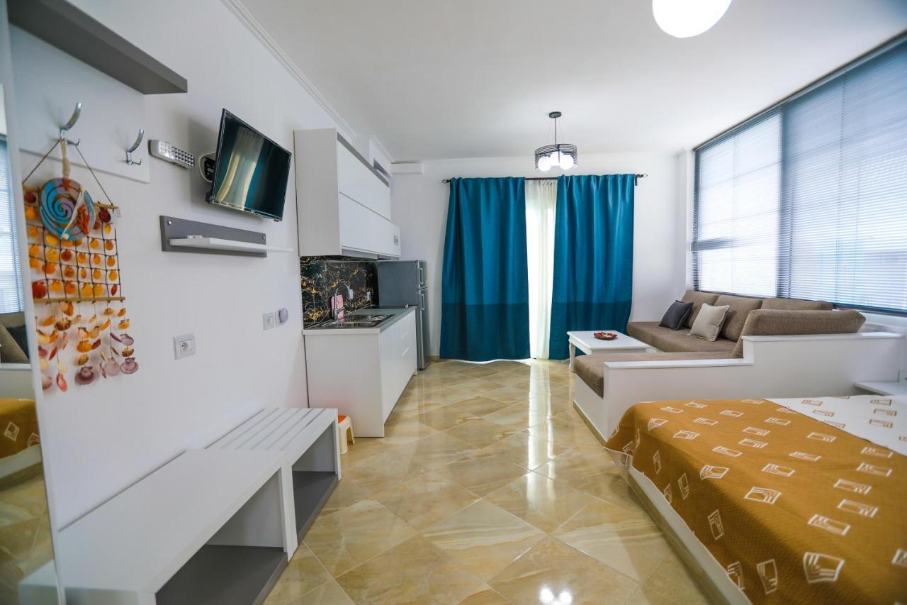Vila Enxhi 사밀 외부 사진